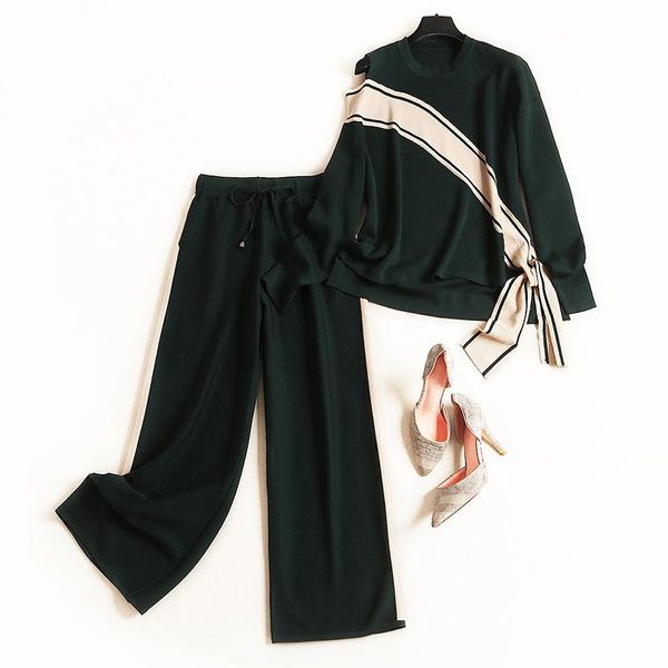 women's two piece pants european knitted suit 2021 autumn contrast color hollow-out sweater wide leg 2 outfits set women, White
women's two piece pants european knitted suit 2021 autumn contrast color hollow-out sweater wide leg 2 outfits set women, White