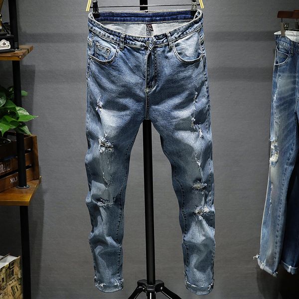 2021 men's brim high-quality new light distressed joker hole korean male fashion jeans plus size blue denim pants f9fz
2021 men's brim high-quality new light distressed joker hole korean male fashion jeans plus size blue denim pants f9fz