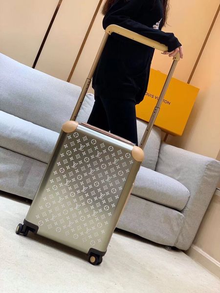 pc anti-wear material tsa customs lock thickened aluminum alloy suitcase corner large capacity travel case air case 24 inches
pc anti-wear material tsa customs lock thickened aluminum alloy suitcase corner large capacity travel case air case 24 inches