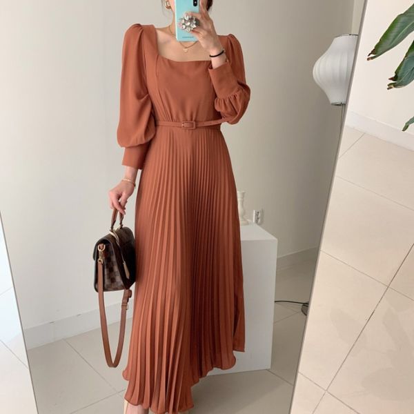 temperament knee length women autumn and winter elegant square collar lantern sleeve waist pleated skirt french celebrity dress, Black;gray
temperament knee length women autumn and winter elegant square collar lantern sleeve waist pleated skirt french celebrity dress, Black;gray