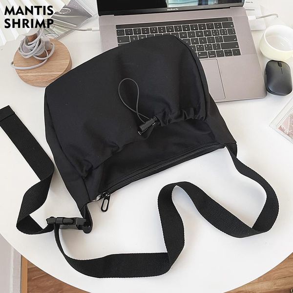 evening bags women casual crossbody bag shoulder 2021 designer nylon fashion travel for girl female messenger
evening bags women casual crossbody bag shoulder 2021 designer nylon fashion travel for girl female messenger