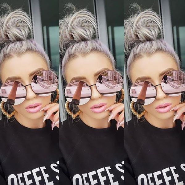 sunglasses victorylip women men brand designer 2021 round rose gold mirror sun glasses female uv400 big size metal frame, White;black
sunglasses victorylip women men brand designer 2021 round rose gold mirror sun glasses female uv400 big size metal frame, White;black
