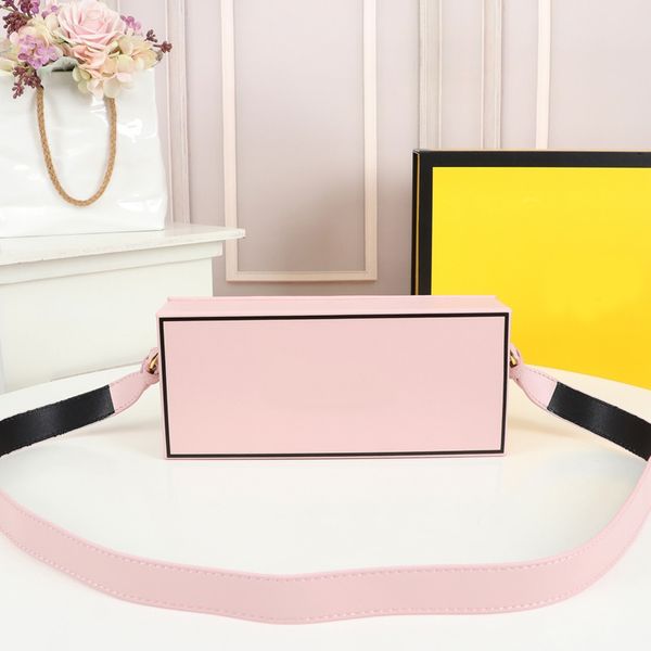 handbag women luxurys designers bag 2021 shoulder bags genuine leather cross body box purse fashion letter golden haraware tote
handbag women luxurys designers bag 2021 shoulder bags genuine leather cross body box purse fashion letter golden haraware tote