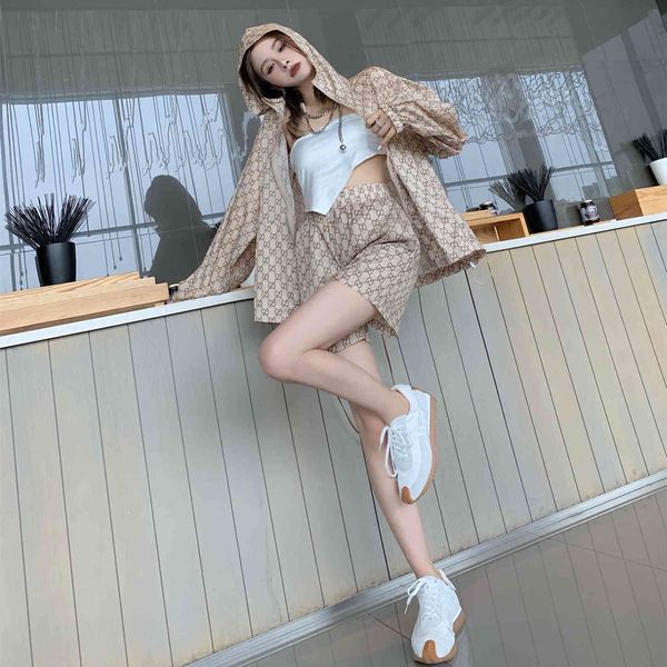 g family 2021 summer new letter sunscreen coat shorts suit, White
g family 2021 summer new letter sunscreen coat shorts suit, White