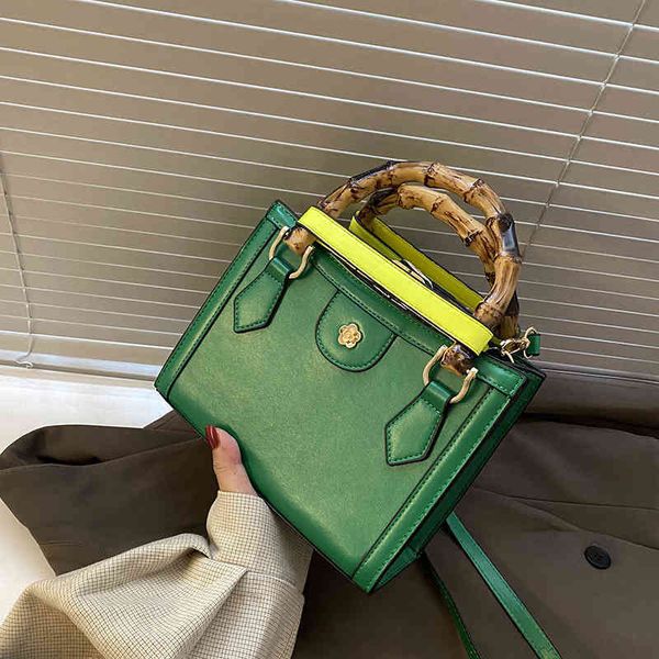 2022 factory wholesale new model small fresh solid color textured bamboo slug portable messenger bag korean women's in early autumn bag
2022 factory wholesale new model small fresh solid color textured bamboo slug portable messenger bag korean women's in early autumn bag