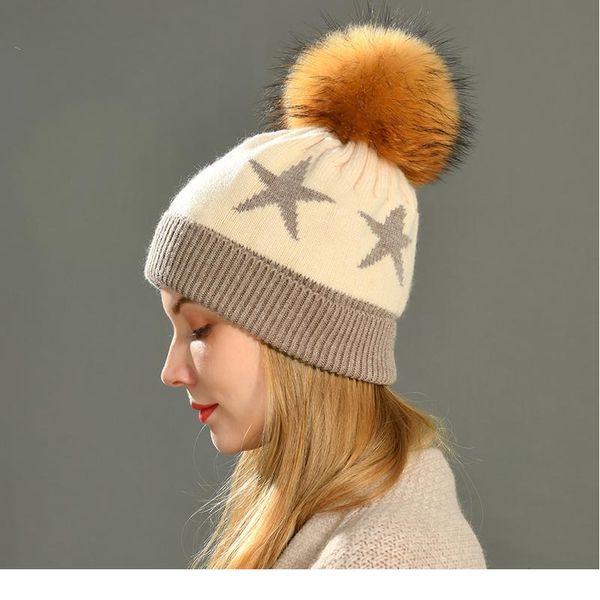women real fur hat big raccoon fur pom pom beanies hat winter autumn knitted wool skullies cashmere jlljae
women real fur hat big raccoon fur pom pom beanies hat winter autumn knitted wool skullies cashmere jlljae