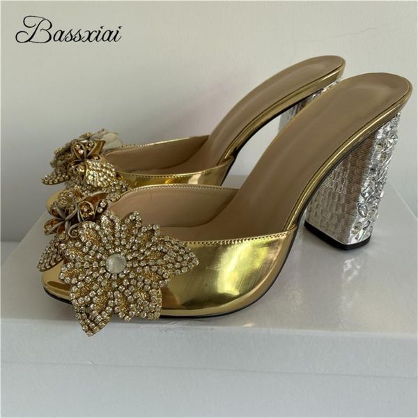 sandals jeweled crystal flower banquet shoes woman diamond high heel open toe patent leather slingbacks rhinestone women, Black
sandals jeweled crystal flower banquet shoes woman diamond high heel open toe patent leather slingbacks rhinestone women, Black