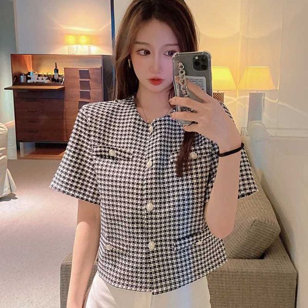 summer korean fashion short sleeve plaid woman jacket vintage temperament elegant office lady single-breasted chic 210526, Black;brown
summer korean fashion short sleeve plaid woman jacket vintage temperament elegant office lady single-breasted chic 210526, Black;brown