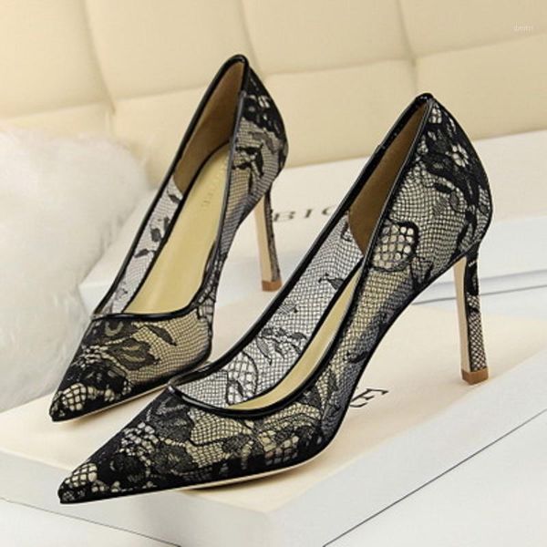 spring and autumn ladies high heels fashion hollow mesh lace shallow mouth pointed nightclub single shoes dress, Black
spring and autumn ladies high heels fashion hollow mesh lace shallow mouth pointed nightclub single shoes dress, Black