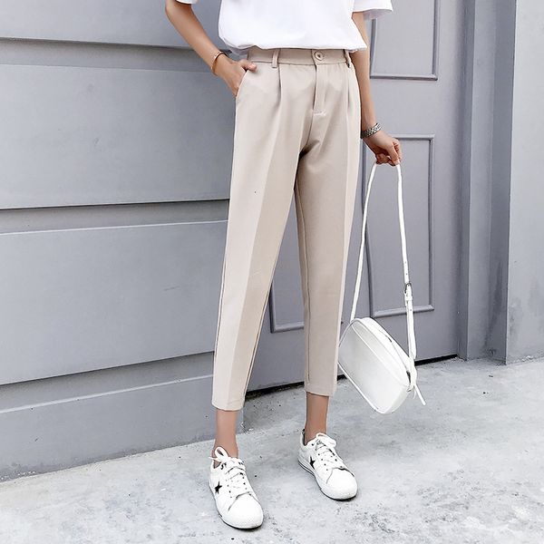 2021 new women pants spring autumn solid elastic waist harem pants female causal loose lady ankle-length button trousers y19070301, Black;white
2021 new women pants spring autumn solid elastic waist harem pants female causal loose lady ankle-length button trousers y19070301, Black;white