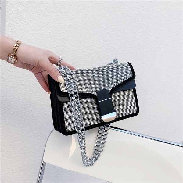 luxury handbags texture foreign style 2021 new diamond inlaid small square fashion single shoulder messenger bag chain women's bag tren
luxury handbags texture foreign style 2021 new diamond inlaid small square fashion single shoulder messenger bag chain women's bag tren