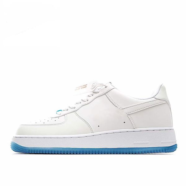 2021 new women mens one running shoes trainers sneakers direct sunlight,uv-sensing color-changing shoes,shoes will start changing colors
2021 new women mens one running shoes trainers sneakers direct sunlight,uv-sensing color-changing shoes,shoes will start changing colors