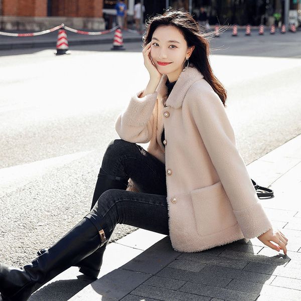 2021 new casual female royal wool double-sided sheep shearing outcoat with chic pearls button ladies outercoat y99 pzzu, Black
2021 new casual female royal wool double-sided sheep shearing outcoat with chic pearls button ladies outercoat y99 pzzu, Black