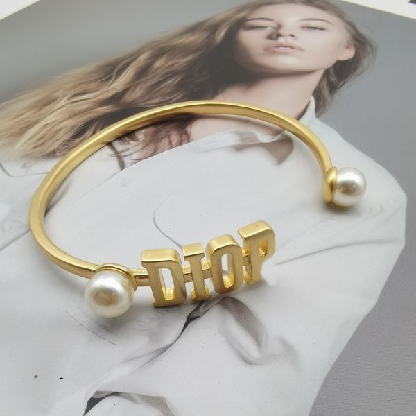 d / di family new letters simple temperament pearl gold bracelet opening women, Black
d / di family new letters simple temperament pearl gold bracelet opening women, Black