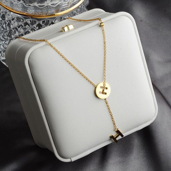 chokers titanium steel chain letter necklaces for women korean alphanumeric pendant necklace temperament fashion jewelry 2021, Golden;silver
chokers titanium steel chain letter necklaces for women korean alphanumeric pendant necklace temperament fashion jewelry 2021, Golden;silver