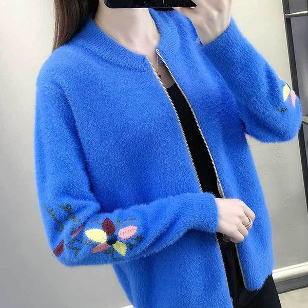 2021 new solid warm o-neck woman's knitted cardigans long sleeve female sweater floral print casual ladies cardigan with m66o, White;black
2021 new solid warm o-neck woman's knitted cardigans long sleeve female sweater floral print casual ladies cardigan with m66o, White;black