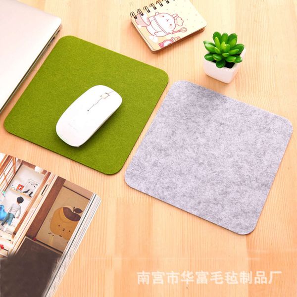 felt mouse pad felt cartoon meal cup can be engraved with personalized patterns
felt mouse pad felt cartoon meal cup can be engraved with personalized patterns