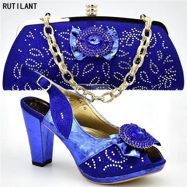 dress shoes latest design african women wedding and bag set decorated with rhinestone nigerian party pumps, Black
dress shoes latest design african women wedding and bag set decorated with rhinestone nigerian party pumps, Black