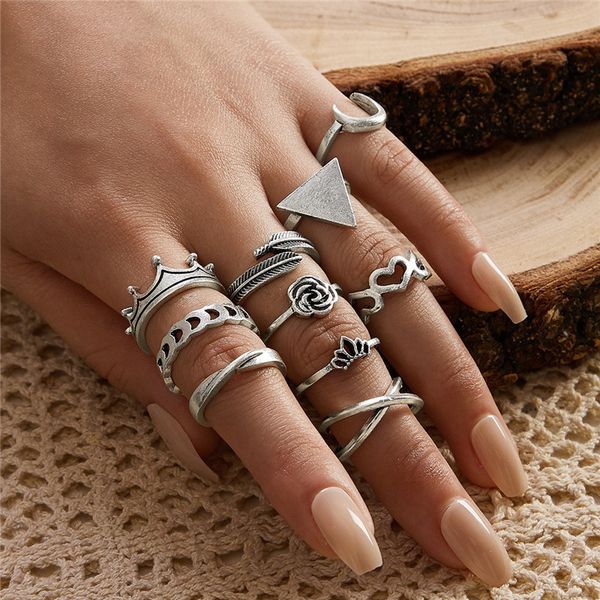designer rings vagzeb punk vintage silver color ring for woman retro crown geometric triangle moon cross leaf flower set, Golden;silver
designer rings vagzeb punk vintage silver color ring for woman retro crown geometric triangle moon cross leaf flower set, Golden;silver