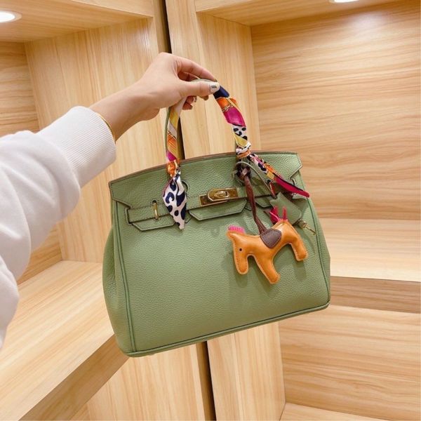 high handbag home 2021 h set platinum bag leather new head litchi pattern lady's hand bag finished on may 1rj8r
high handbag home 2021 h set platinum bag leather new head litchi pattern lady's hand bag finished on may 1rj8r