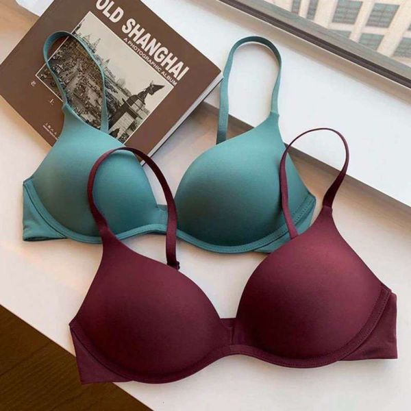 japanese traceless underwear women's small chest gathered in summer thin one piece adjustable comfortable bra without steel ring, Red;black
japanese traceless underwear women's small chest gathered in summer thin one piece adjustable comfortable bra without steel ring, Red;black