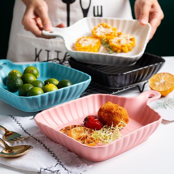 dishes & plates 2021 household ceramic chrysanthemum belt hand dish snack glaze under the color square baking tray
dishes & plates 2021 household ceramic chrysanthemum belt hand dish snack glaze under the color square baking tray