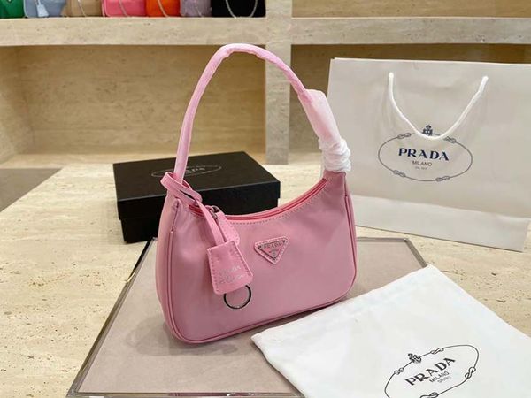 women handbags shoulder bags tofu bun leather lady fashion marmont bag genuine crossbodypurses backpack tote 009
women handbags shoulder bags tofu bun leather lady fashion marmont bag genuine crossbodypurses backpack tote 009