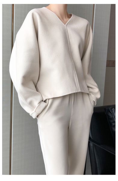 2021 new outono inverno senhora camisola dupla face l e cashmere v-neck quatro cores feminino pulver s yp0o, White;black
2021 new outono inverno senhora camisola dupla face l e cashmere v-neck quatro cores feminino pulver s yp0o, White;black
