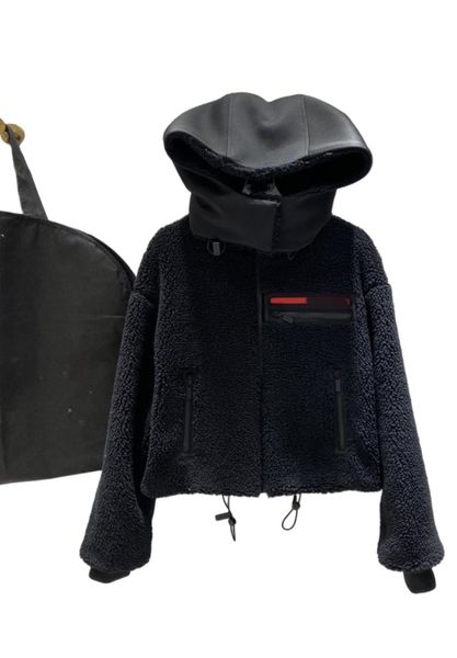 milan runway jackets 2022 spring stand collar long sleeve panelled women's designer coats brand same style outerwear 1206-5, Black;brown
milan runway jackets 2022 spring stand collar long sleeve panelled women's designer coats brand same style outerwear 1206-5, Black;brown