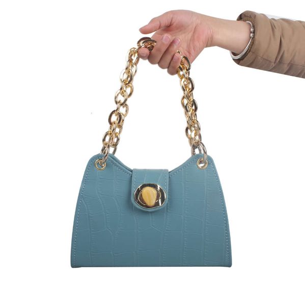 new abs chain crocodile pu evening bag, personalized hardware commuting mobile dinner bag
new abs chain crocodile pu evening bag, personalized hardware commuting mobile dinner bag