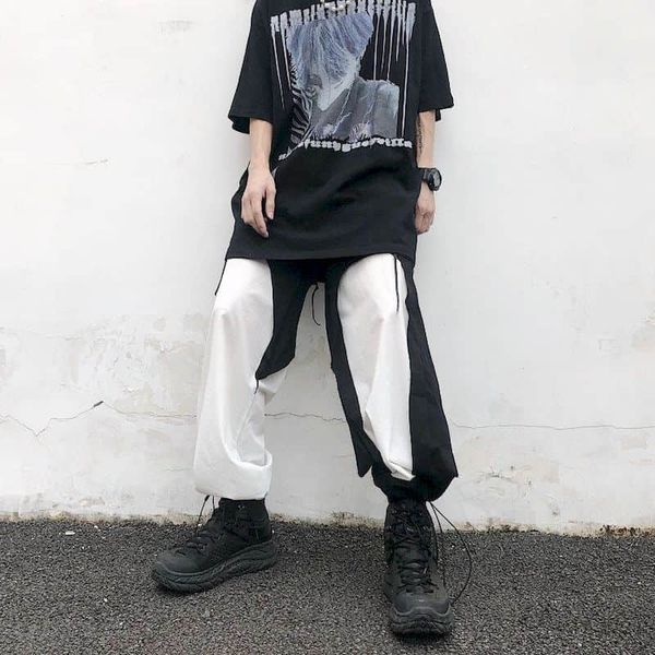 women's trousers dark simple black-style hip-hop contrast color sewing edge broken sports high street forkling 152m, Black;white
women's trousers dark simple black-style hip-hop contrast color sewing edge broken sports high street forkling 152m, Black;white