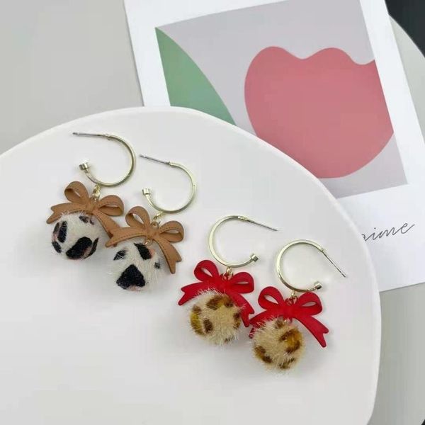 dangle & chandelier short women's retro style cute romantic bowknot simple earrings, Silver
dangle & chandelier short women's retro style cute romantic bowknot simple earrings, Silver