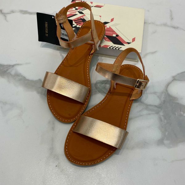 2021 summer women classic style leather women's shoes size 37-41 antislip plate with comfort sandals aka mujer, Black
2021 summer women classic style leather women's shoes size 37-41 antislip plate with comfort sandals aka mujer, Black