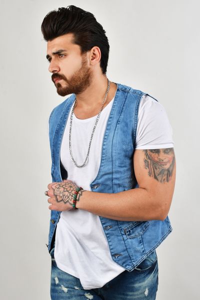 Male Vest Slim Fit Denim Pocket Cap Button Quality Summer New Season 2100444 Gf4z, Black;white
Male Vest Slim Fit Denim Pocket Cap Button Quality Summer New Season 2100444 Gf4z, Black;white