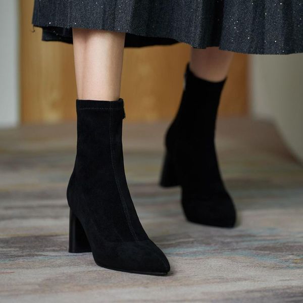 boots skin korean full leather elastic thin 2021 autumn size thick heel short boot girl, Black
boots skin korean full leather elastic thin 2021 autumn size thick heel short boot girl, Black