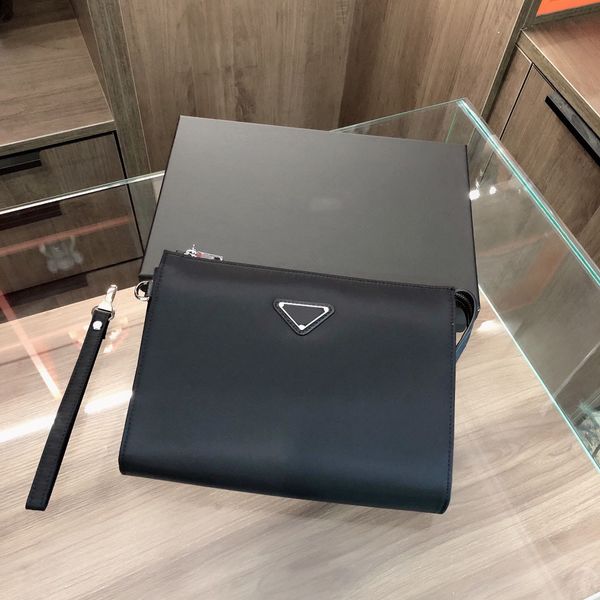 new men casual luxury business casual handbag nylon cloth classic cross pattern clutch bags
new men casual luxury business casual handbag nylon cloth classic cross pattern clutch bags