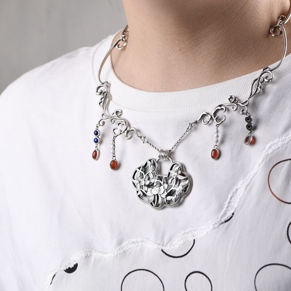 2021 new 100% pure s925 sier jewelry retro auspicious cloud tang grass pattern agate lapis lazuli rich flowers women necklace xjtp, Silver
2021 new 100% pure s925 sier jewelry retro auspicious cloud tang grass pattern agate lapis lazuli rich flowers women necklace xjtp, Silver
