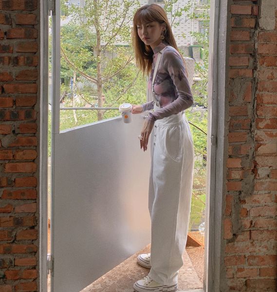 new woman high waist denim overalls suspender pants white black 2021 korean fashion straight leg jeans clothing nsfj, Blue
new woman high waist denim overalls suspender pants white black 2021 korean fashion straight leg jeans clothing nsfj, Blue
