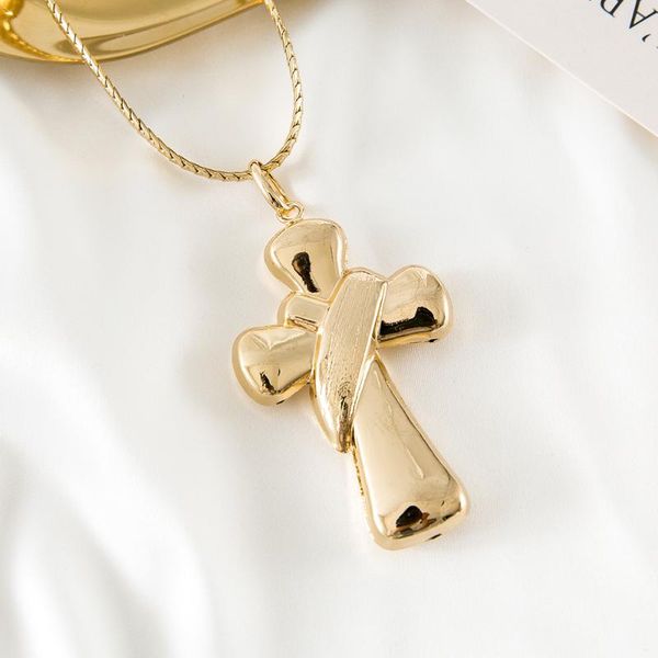 chains golden color classic style cross shaped necklaces for women 2021 arrival wedding attendance design whole sale high quality, Silver
chains golden color classic style cross shaped necklaces for women 2021 arrival wedding attendance design whole sale high quality, Silver