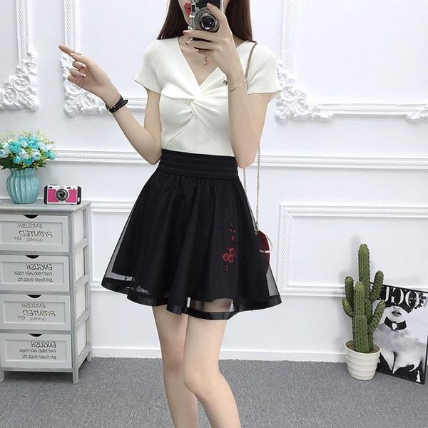 skirts spring lady mesh a-line all-match printed embroidery pleated short bubble daily life, Black
skirts spring lady mesh a-line all-match printed embroidery pleated short bubble daily life, Black