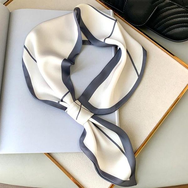 scarves square silk scarf women fashion print small neck scarfs office lady hair band foulard hand kerchief female bandana shawl 2021, Blue;gray
scarves square silk scarf women fashion print small neck scarfs office lady hair band foulard hand kerchief female bandana shawl 2021, Blue;gray
