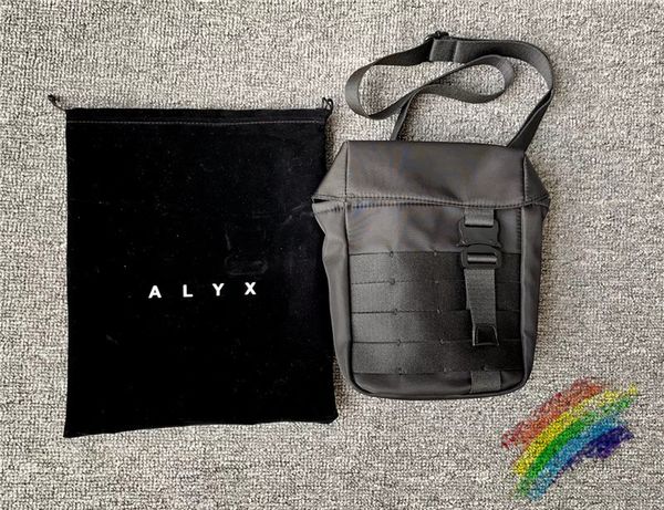 hip-hop alyx bag men women streetwear alyx bags 1:1 canvas metal buckle c0226
hip-hop alyx bag men women streetwear alyx bags 1:1 canvas metal buckle c0226
