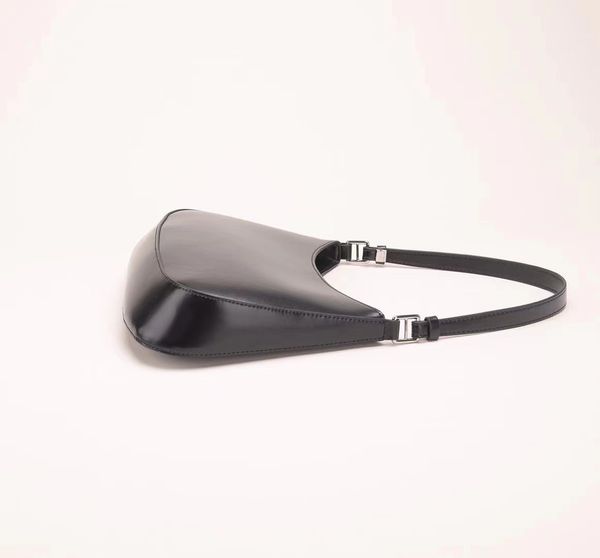 75% off luxury handbag women's 2021 new fashion leather shoulder underarm trend crescent women's bag 4s81
75% off luxury handbag women's 2021 new fashion leather shoulder underarm trend crescent women's bag 4s81
