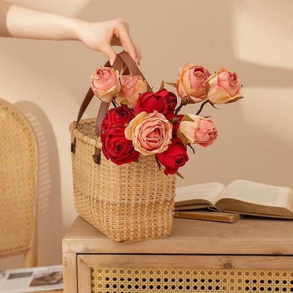 decorative flowers & wreaths 2 heads artificial bouquet beautiful silk roses wedding home table decor arrange fake plants valentine's d
decorative flowers & wreaths 2 heads artificial bouquet beautiful silk roses wedding home table decor arrange fake plants valentine's d