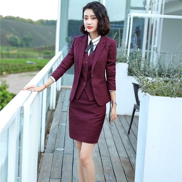 women's suits & blazers formal professional business with 4 piece jackets and skirt vest coat waistcoat blouses for women ladies, White;black
women's suits & blazers formal professional business with 4 piece jackets and skirt vest coat waistcoat blouses for women ladies, White;black