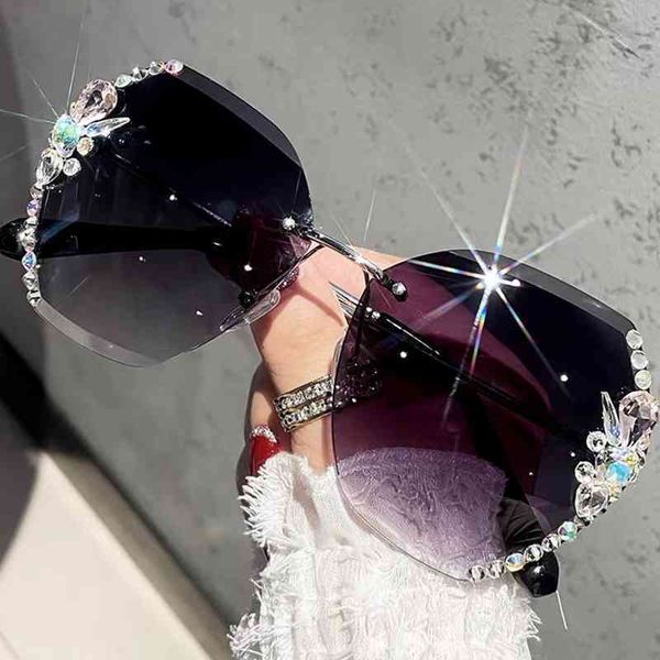 Fashion Random sunglasses Summer UV400 glasses 2021 Latest trends Women Bling street sunglasses Shades oculos Glasses wholesale, Silver
Fashion Random sunglasses Summer UV400 glasses 2021 Latest trends Women Bling street sunglasses Shades oculos Glasses wholesale, Silver