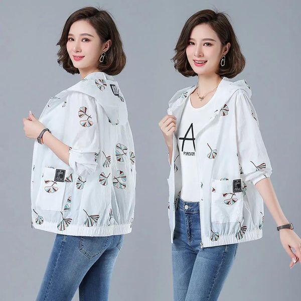 women's jackets 2021 printed sunscreen clothes jacket women summer shirts hooded thin short coat large size 4xl female outwear, Black;brown
women's jackets 2021 printed sunscreen clothes jacket women summer shirts hooded thin short coat large size 4xl female outwear, Black;brown
