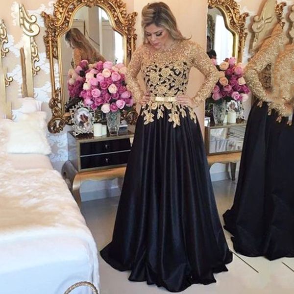 2021 long sleeves prom dresses gold applique black evening gowns with belt satin formal party
2021 long sleeves prom dresses gold applique black evening gowns with belt satin formal party