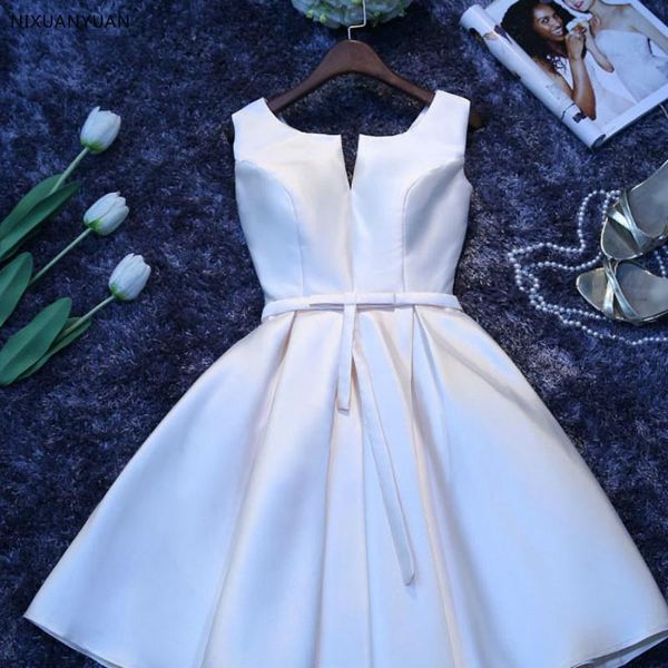 evening dresses in stock short bow white satin a-line tulle sleeveless cocktail party prom dress 2021, Black;red
evening dresses in stock short bow white satin a-line tulle sleeveless cocktail party prom dress 2021, Black;red