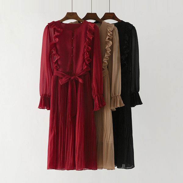 2021 women spring chiffon long sleeve vintage dot print lotus leaf pleated long robe woman casual es pb5v, Black;gray
2021 women spring chiffon long sleeve vintage dot print lotus leaf pleated long robe woman casual es pb5v, Black;gray